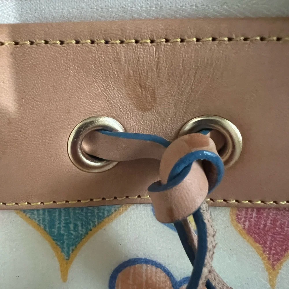 Purse - Picture 7 of 8